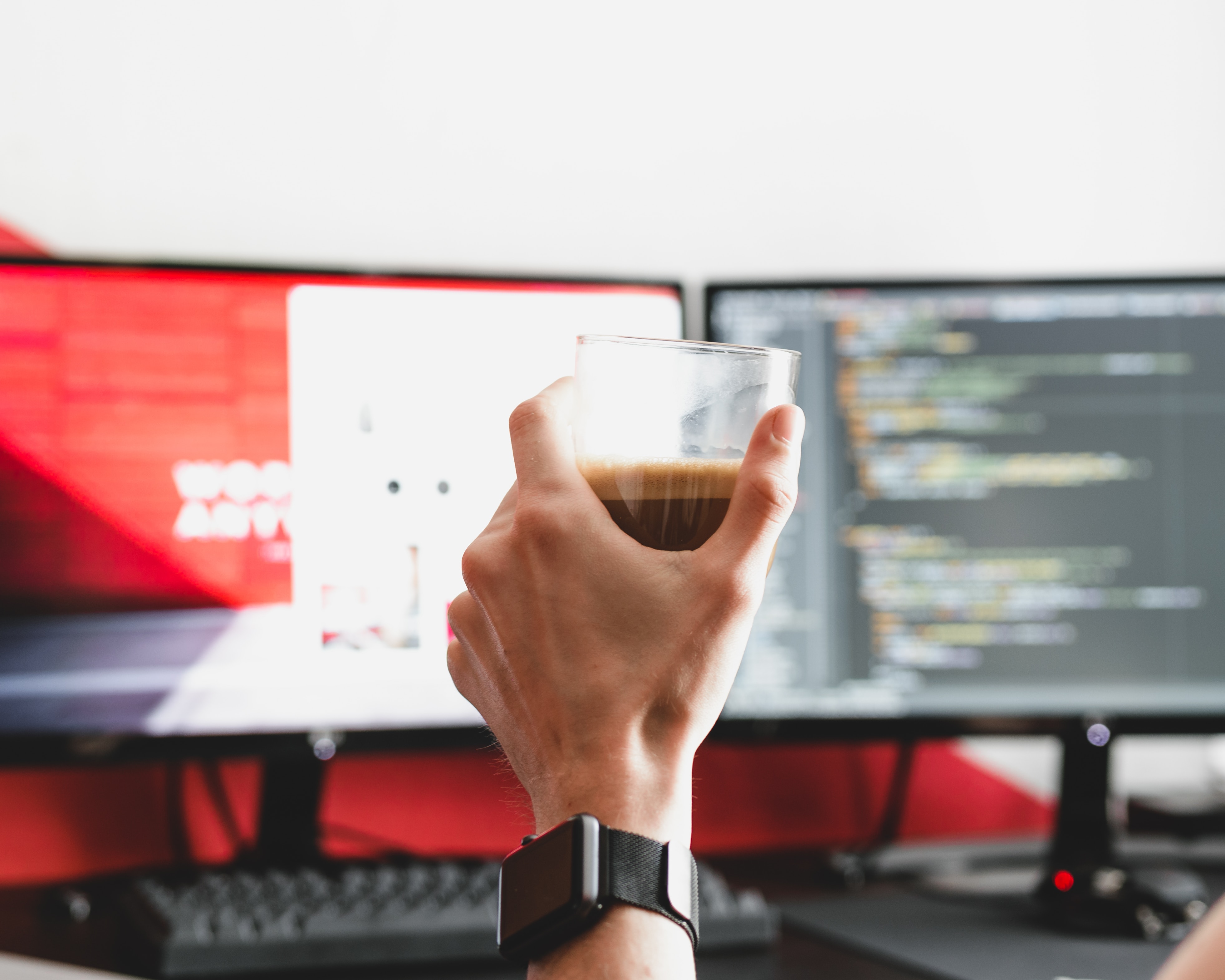 partner uipath bs consultores primer plano horas de trabajo